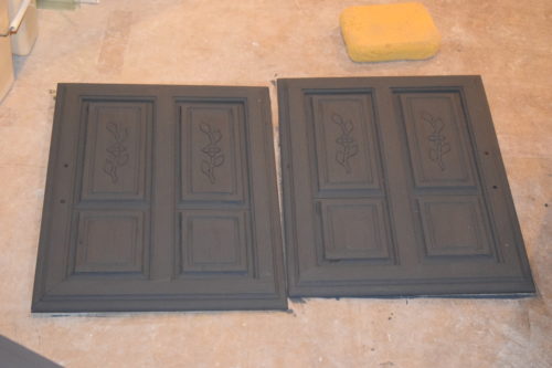 A Brick Home: Chalk Paint Hutch Makeover in Charcoal, Chalk Paint hutch ideas grey, dining room hutch makeover, furniture makeover, chalk paint furniture