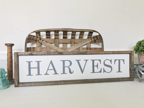 A Brick Home: rustic thanksgiving decorations, thanksgiving decorations for home, thanksgiving decorations table, thanksgiving ideas