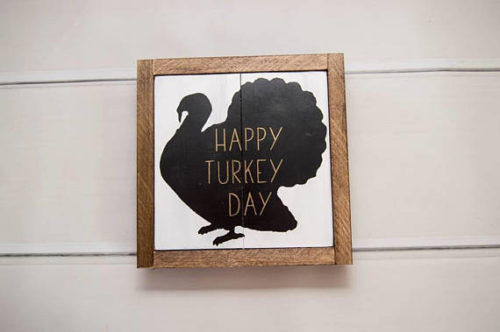 A Brick Home: rustic thanksgiving decorations, thanksgiving decorations for home, thanksgiving decorations table, thanksgiving ideas