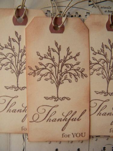 A Brick Home: rustic thanksgiving decorations, thanksgiving decorations for home, thanksgiving decorations table, thanksgiving ideas