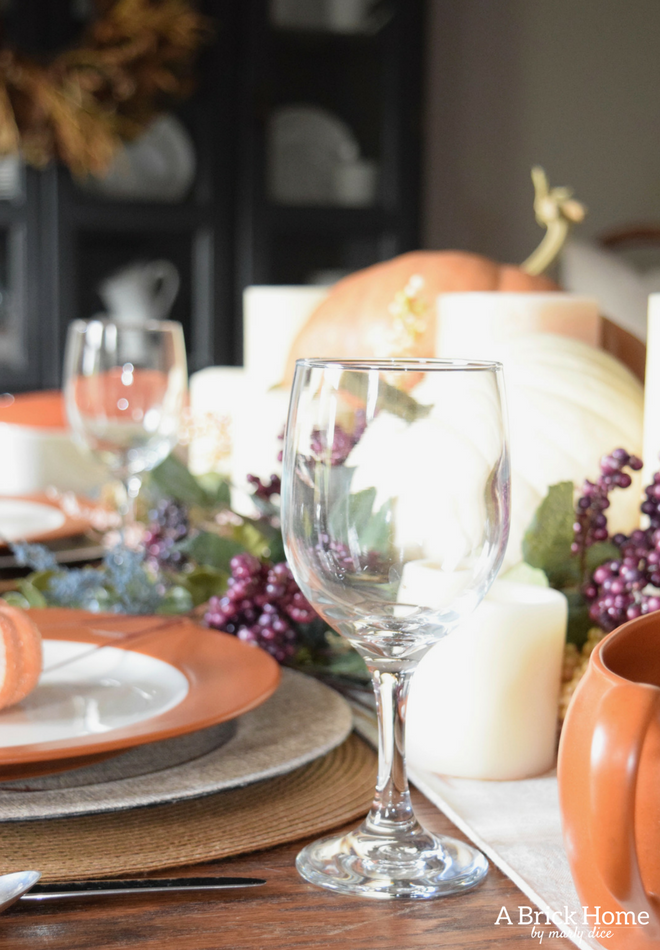 A Brick Home: Thanksgiving table decorations, thanksgiving table decorations ideas, thanksgiving table settings, thanksgiving table decor, thanksgiving table ideas, fall decorations, thanksgiving tablescapes, fall tablescapes