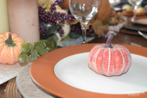 A Brick Home: Thanksgiving table decorations, thanksgiving table decorations ideas, thanksgiving table settings, thanksgiving table decor, thanksgiving table ideas, fall decorations, thanksgiving tablescapes, fall tablescapes