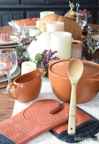 A Brick Home: Thanksgiving table decorations, thanksgiving table decorations ideas, thanksgiving table settings, thanksgiving table decor, thanksgiving table ideas, fall decorations, thanksgiving tablescapes, fall tablescapes