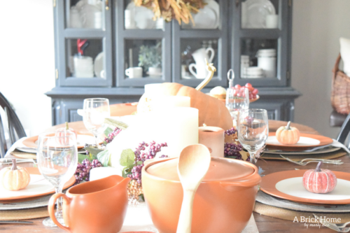 A Brick Home: Thanksgiving table decorations, thanksgiving table decorations ideas, thanksgiving table settings, thanksgiving table decor, thanksgiving table ideas, fall decorations, thanksgiving tablescapes, fall tablescapes