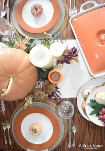 A Brick Home: Thanksgiving table decorations, thanksgiving table decorations ideas, thanksgiving table settings, thanksgiving table decor, thanksgiving table ideas, fall decorations, thanksgiving tablescapes, fall tablescapes