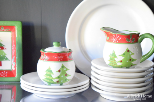 A Brick Home: Christmas hutch display, christmas hutch decor, christmas hutch decorating ideas, Christmas china cabinet, Christmas china cabinet decor, Christmas hutch ideas