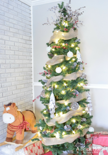 A Brick Home: Burlap Christmas Tree, christmas tree ideas, christmas tree decorations, burlap christmas tree decorations, burlap christmas tree ideas