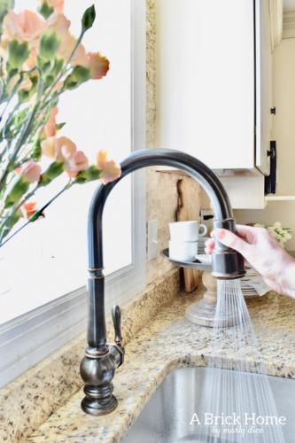 A Brick Home: spring kitchen, spring kitchen decor, spring kitchen decor countertops, kitchen decor, kitchen ideas #springdecor #kitchendecor #kitchenideas