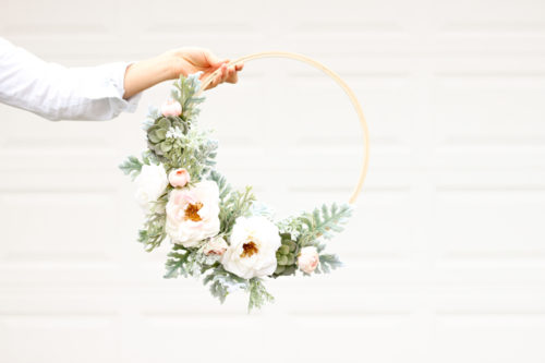 DIY Spring Wreath, spring wreath for front door, simple diy spring wreath, easy diy spring wreath