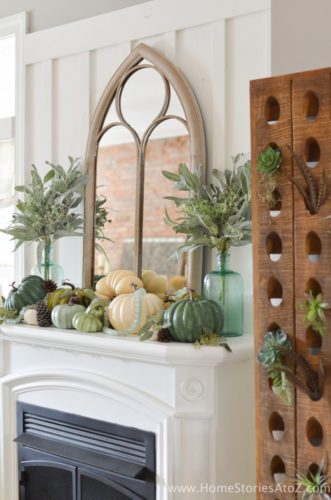 Gorgeous fall mantel decorating ideas to get you inspired.