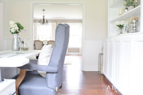 Wow! This feminine home office got a complete makeover! It's beautiful and functional - check out the complete tour. #officedecor #officedesign