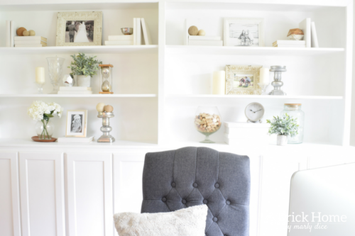 Wow! This feminine home office got a complete makeover! It's beautiful and functional - check out the complete tour. #officedecor #officedesign