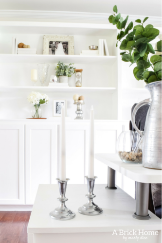 Wow! This feminine home office got a complete makeover! It's beautiful and functional - check out the complete tour. #officedecor #officedesign