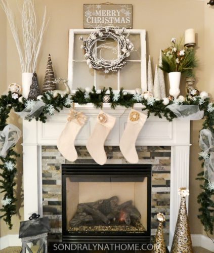 Gorgeous Christmas mantel decorations that'll inspire you this year! Check out this roundup up beautiful holiday mantels. #christmasmantels