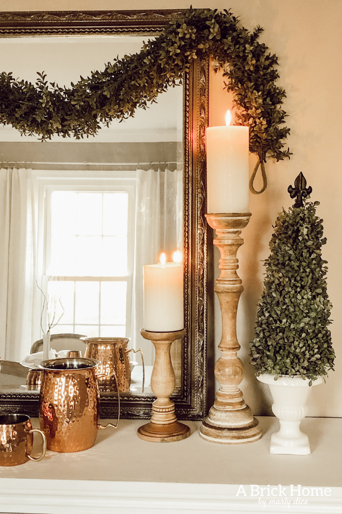 the COZIEST french farmhouse buffet decor during winter #buffetdecor