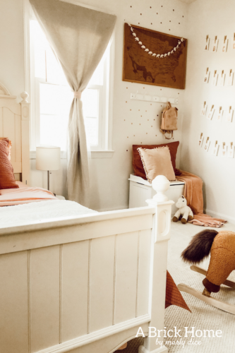 DREAM toddler girl's bedroom with a shabby chic and vintage vibe! #girlsbedroom