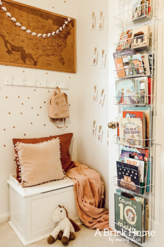 DREAM toddler girl's bedroom with a shabby chic and vintage vibe! #girlsbedroom
