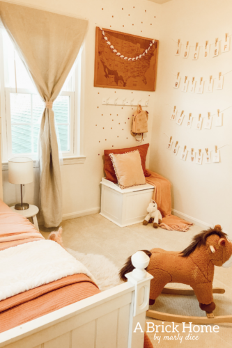 DREAM toddler girl's bedroom with a shabby chic and vintage vibe! #girlsbedroom