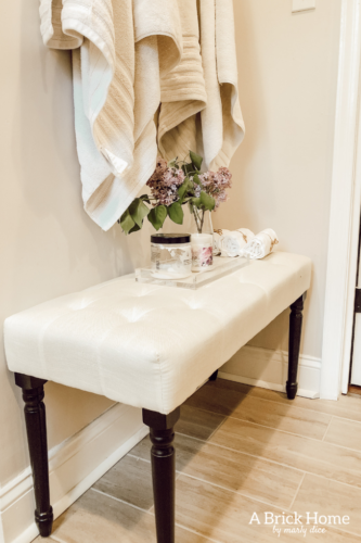 LOVING these towel hooks and the updated master bathroom space - A Brick Home #towelhooks