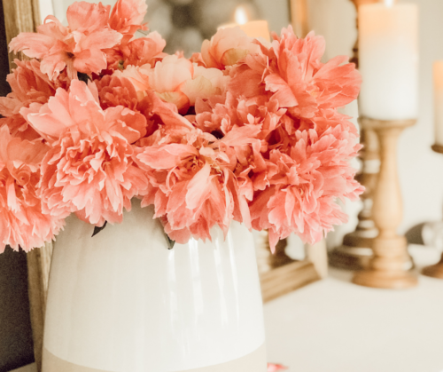 LOVE this simple french country buffet decor in Marly's home! #frenchcountry