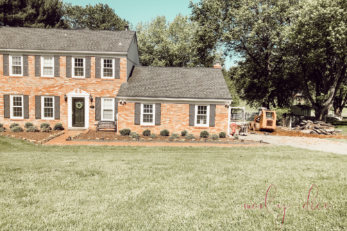 OBSESSED with this detached garage build with carriage garage doors! #detachedgarage #carriagegaragedoors