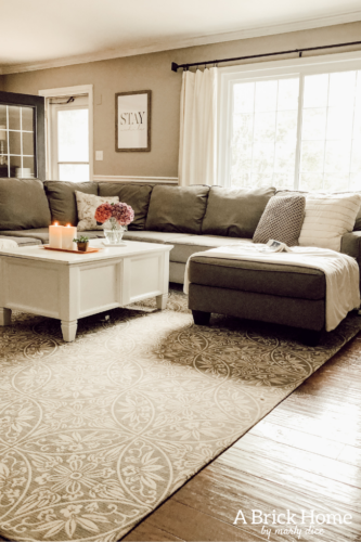 This Ashley Furniture sectional review is so honest and tells you EVERYTHING you need to know about it! #fabricsectional #ashleyfurniture #ashleyhomestore
