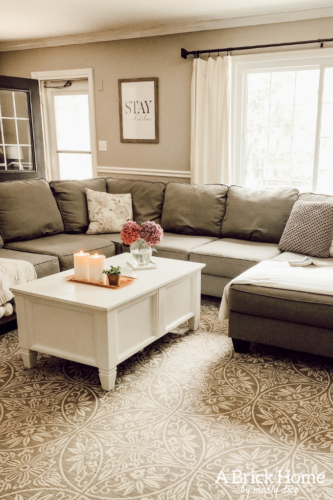 This Ashley Furniture sectional review is so honest and tells you EVERYTHING you need to know about it! #fabricsectional #ashleyfurniture #ashleyhomestore