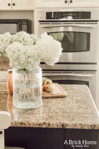 Don't make these MISTAKES on your kitchen remodel. Here's what I wish I'd done differently! #kitchenremodel #kitchenrenovation #kitchenmakeover