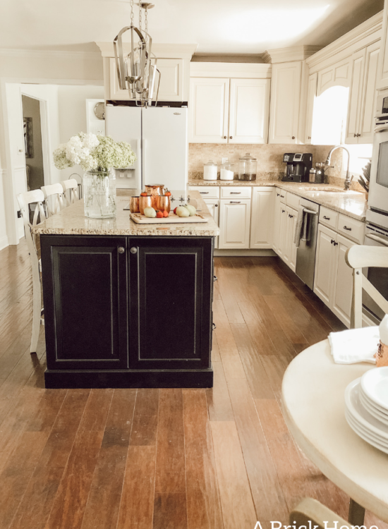 Don't make these MISTAKES on your kitchen remodel. Here's what I wish I'd done differently! #kitchenremodel #kitchenrenovation #kitchenmakeover