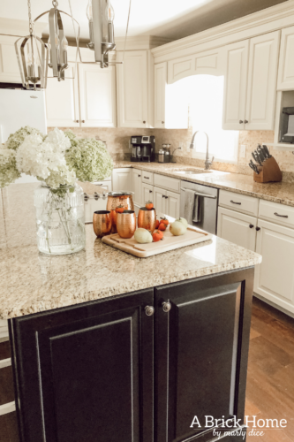 Don't make these MISTAKES on your kitchen remodel. Here's what I wish I'd done differently! #kitchenremodel #kitchenrenovation #kitchenmakeover