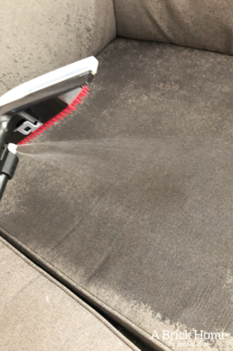 Marly uses THIS method to get stains and smells out her sectional. Learn how to really clean a fabric couch! #cleanafabriccouch #cleanupholstery
