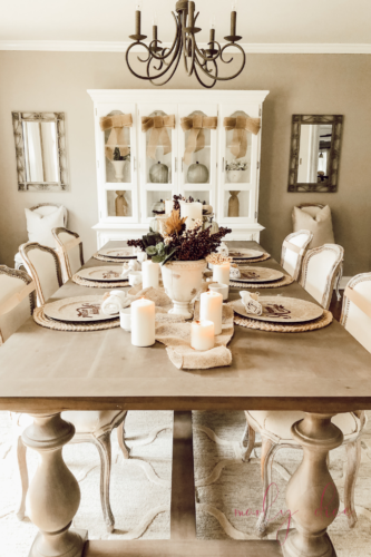Try this fall table decor on a budget!! #falltabledecor #falltablescape