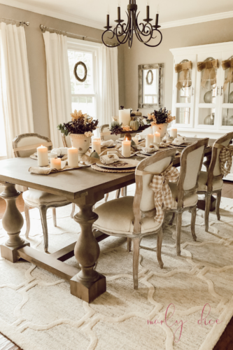 Try this fall table decor on a budget!! #falltabledecor #falltablescape