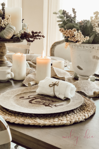 Try this fall table decor on a budget!! #falltabledecor #falltablescape