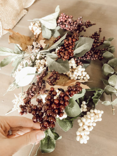 The perfect dollar store craft!! Make this easy Dollar Tree Fall Decor Centerpiece in a few easy steps! #dollartreefalldecor