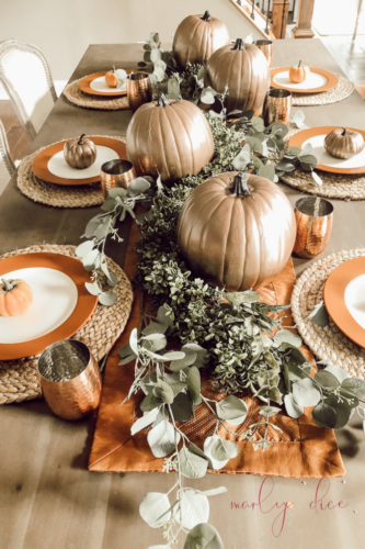 Recreate this rustic fall centerpiece with pumpkins in 5 easy steps! #abrickhome #rustifalldecor