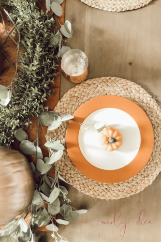 Recreate this rustic fall centerpiece with pumpkins in 5 easy steps! #abrickhome #rustifalldecor