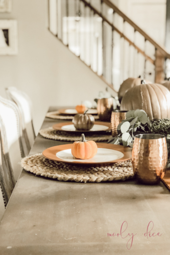 Recreate this rustic fall centerpiece with pumpkins in 5 easy steps! #abrickhome #rustifalldecor