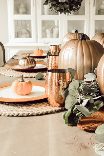 Recreate this rustic fall centerpiece with pumpkins in 5 easy steps! #abrickhome #rustifalldecor