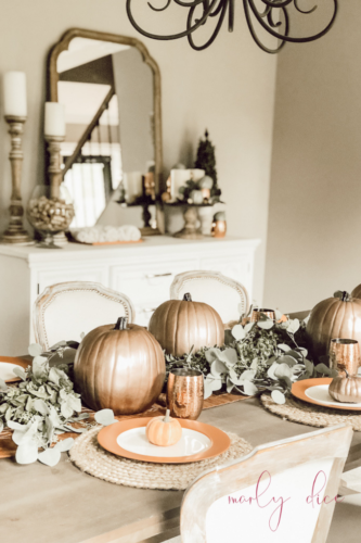 Recreate this rustic fall centerpiece with pumpkins in 5 easy steps! #abrickhome #rustifalldecor