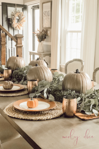 Recreate this rustic fall centerpiece with pumpkins in 5 easy steps! #abrickhome #rustifalldecor