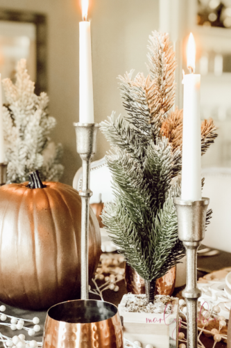 Recreate this magical and rustic Thanksgiving tablescape! #thanksgivingtablecsape #rustictablescape