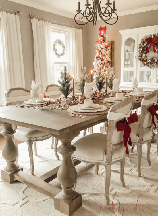 Marly's back at it with another Tablescapes! Copy this gorgeous French farmhouse christmas table decorations - A Brick Home