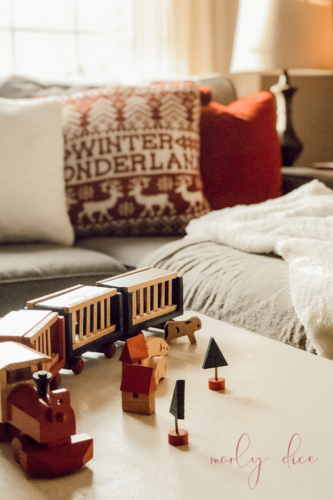 Cozy Christmas Living Room & rustic Christmas Mantel