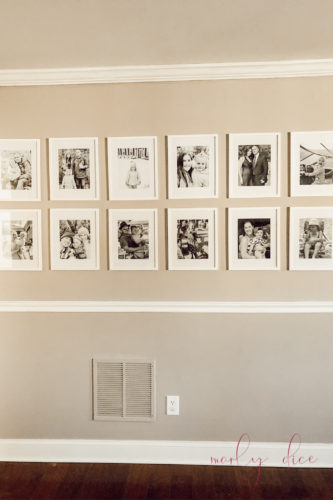 Make an even gallery wall the EASY way! These tricks & tips are genius!! #gallerywall #gallerywallideas