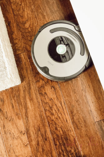 Pros and Cons of Roomba Vacuums...everything you need to know to make a decision to buy one! #roombavacuum