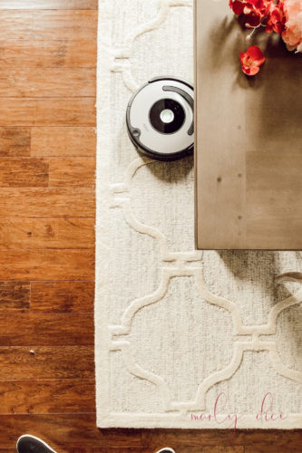Pros and Cons of Roomba Vacuums...everything you need to know to make a decision to buy one! #roombavacuum
