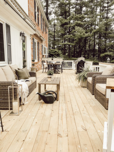 Patio furniture and outdoor summer decor - A Brick Home