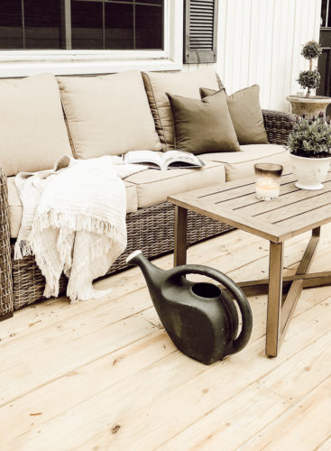 Patio furniture and outdoor summer decor - A Brick Home