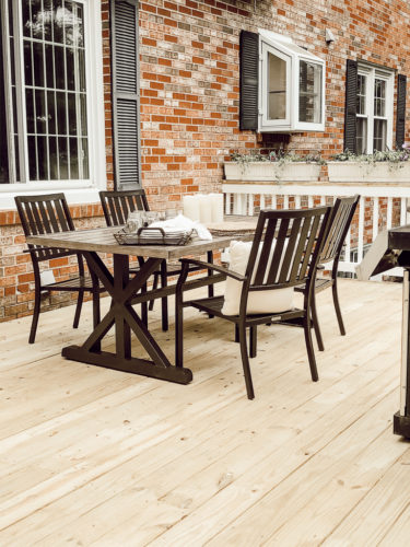 Patio furniture and outdoor summer decor - A Brick Home